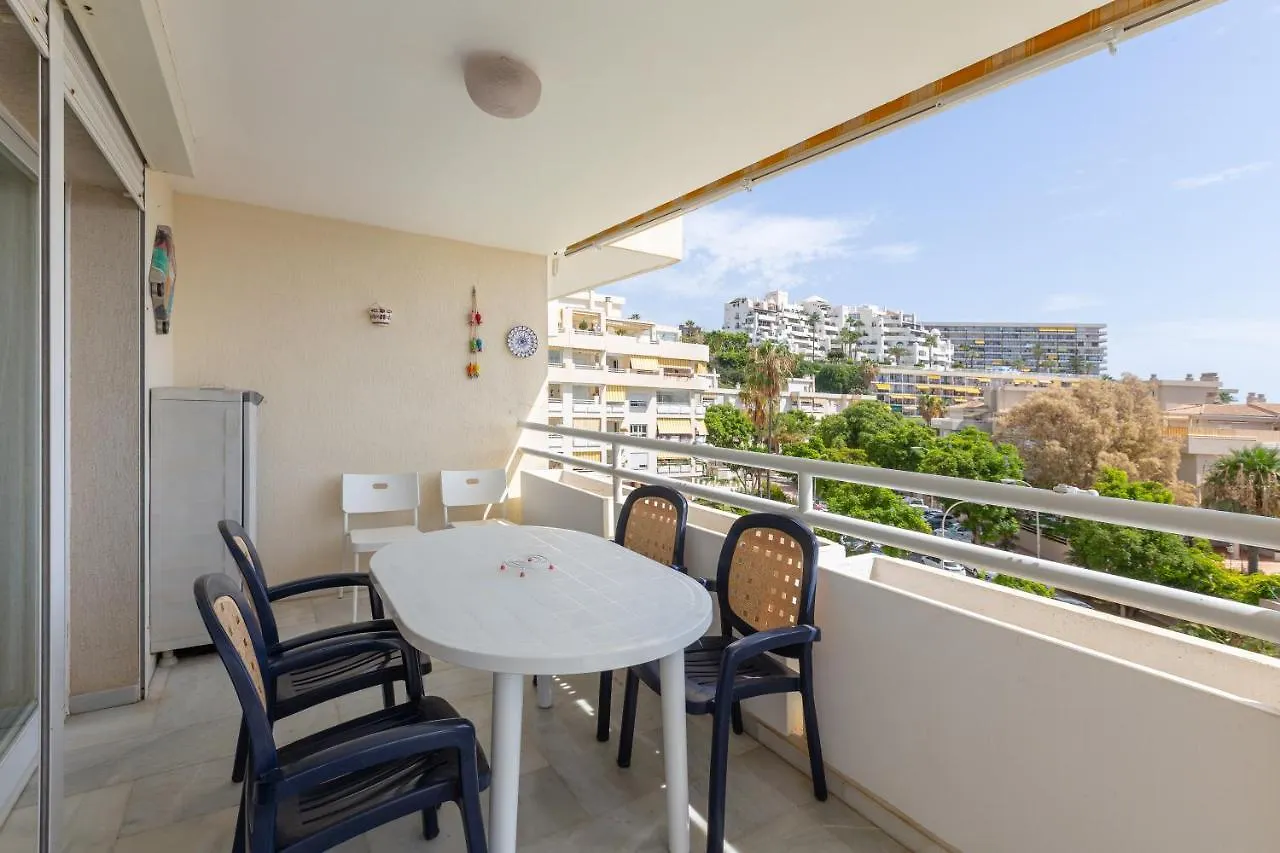 Carihuela Beach Torremolinos 0*,